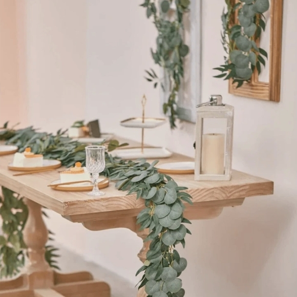 Greenery Table Runners - Picture 5 of 7